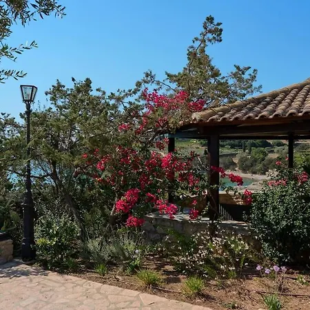 Artemis In Small Kounoupi Villa Porto Heli