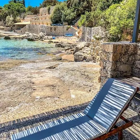 Villa Artemis In Small Kounoupi