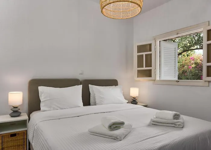 Artemis In Small Kounoupi Порто Хели