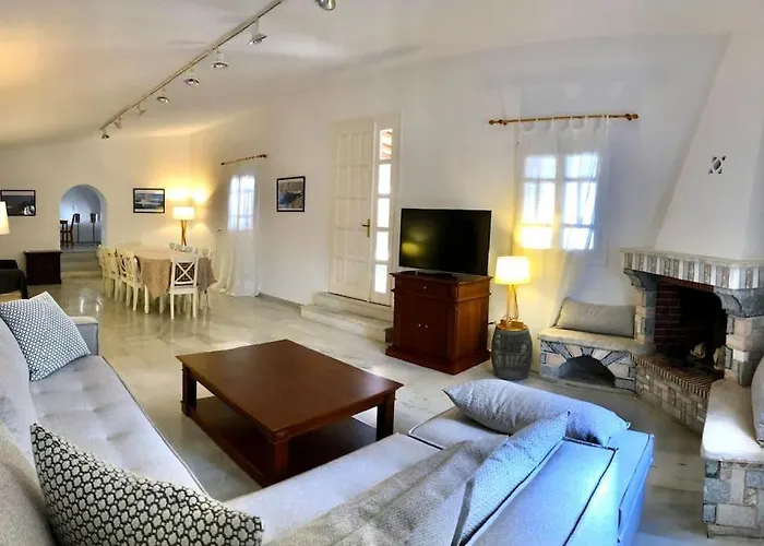 Vila Artemis In Small Kounoupi Porto Cheli