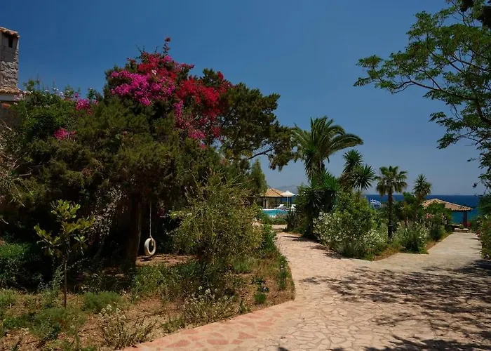 Artemis In Small Kounoupi * Порто Хели